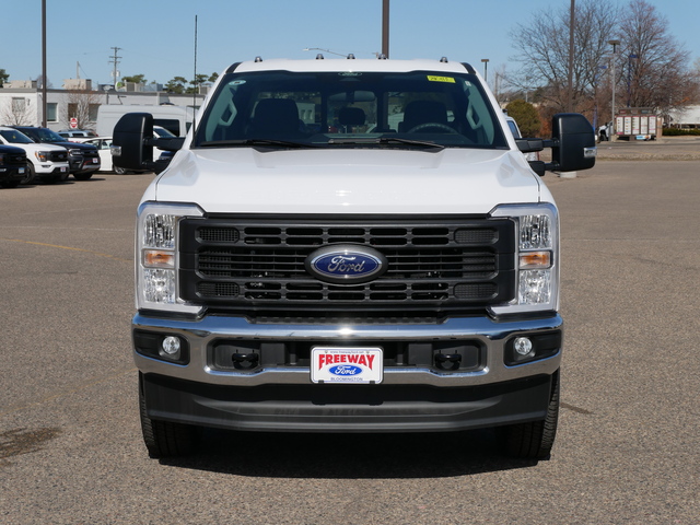 2024 Ford Super Duty F-250 SRW XL  8