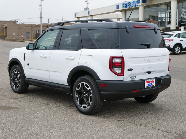 2024 Ford Bronco Sport Outer Banks  3