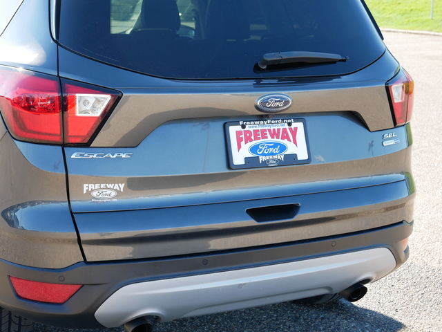 2019 Ford Escape SEL 10