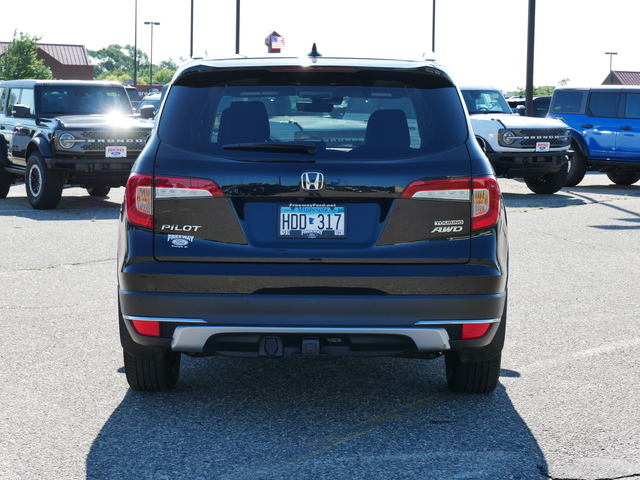 2022 Honda Pilot Touring 7-Passenger 4