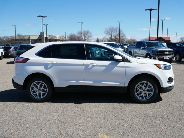 2024 Ford Edge SEL  6