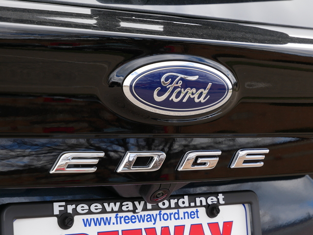 2024 Ford Edge SEL  10