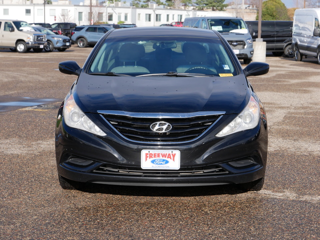 2011 Hyundai Sonata GLS 8