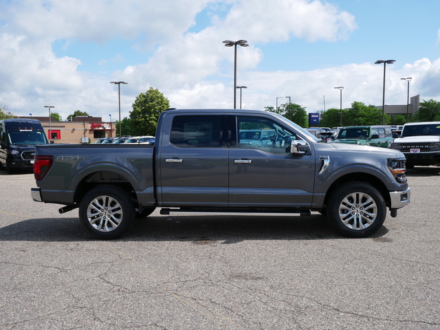 2024 Ford F-150 XLT w/ Pano Moonroof 6