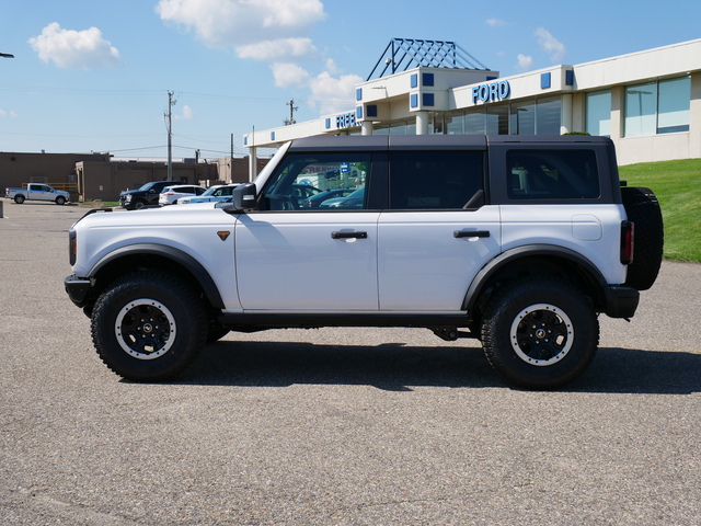 2024 Ford Bronco Badlands  2