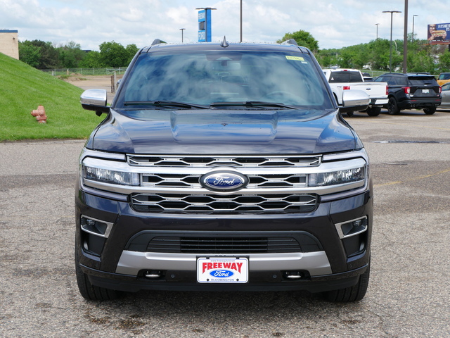 2024 Ford Expedition Platinum w/ Moonroof 8