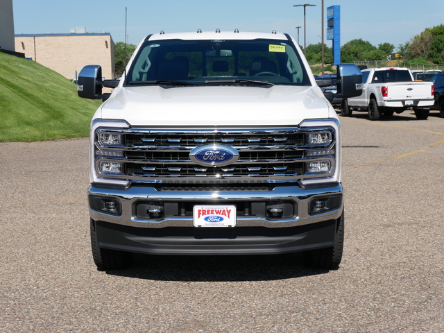 2024 Ford Super Duty F-250 SRW Lariat w/ Pano Moonroof 8