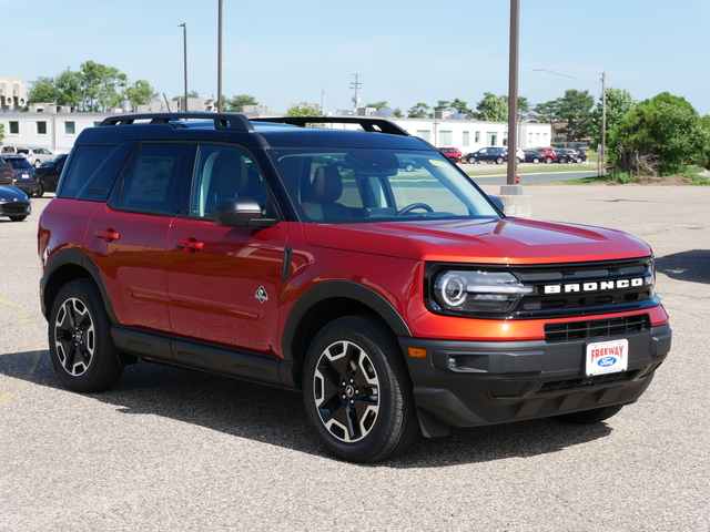 2024 Ford Bronco Sport Outer Banks  7