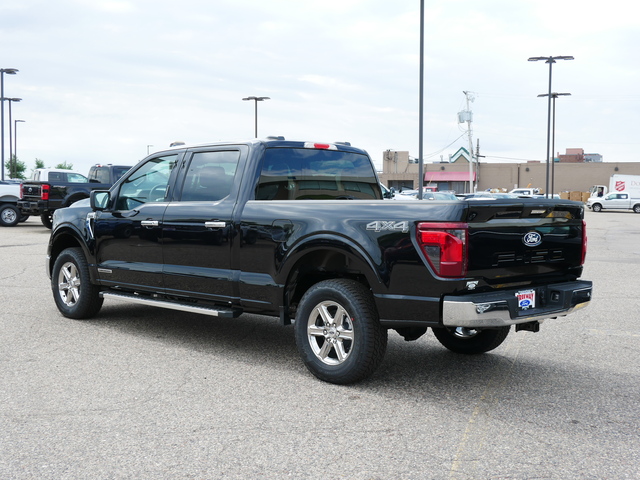 2024 Ford F-150 XLT w/ Nav 3