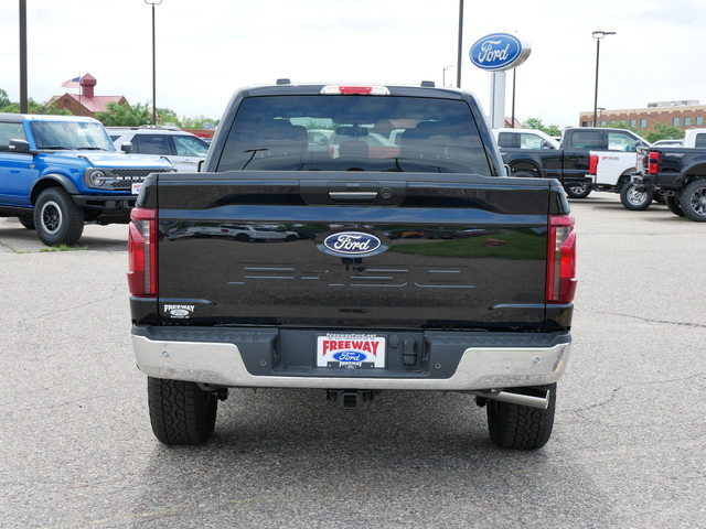 2024 Ford F-150 XLT w/ Nav 4