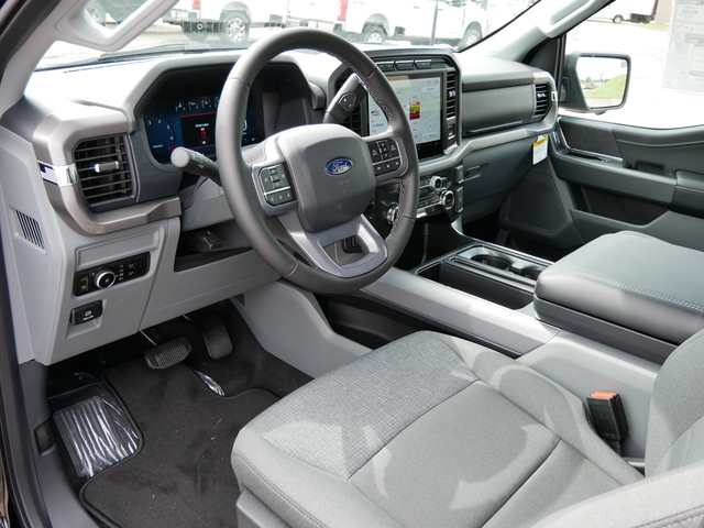 2024 Ford F-150 XLT w/ Nav 12