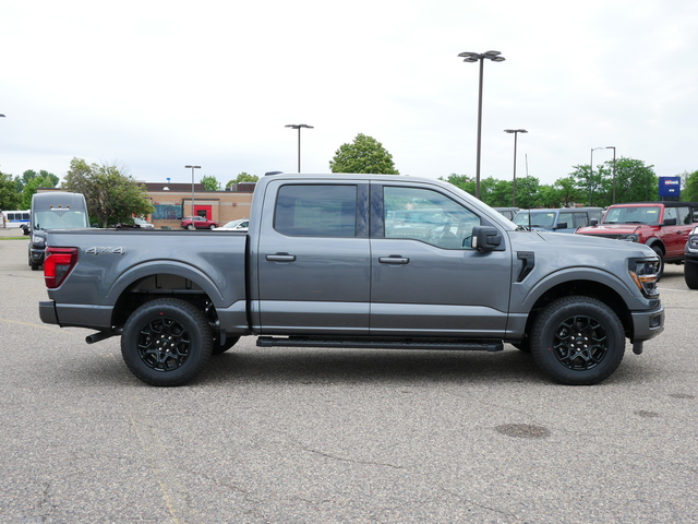 2024 Ford F-150 XLT w/ Black Appearance Pack 6