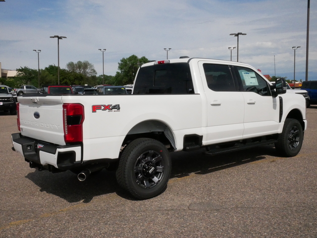 2024 Ford Super Duty F-350 SRW Lariat w/ Pano Moonroof 5