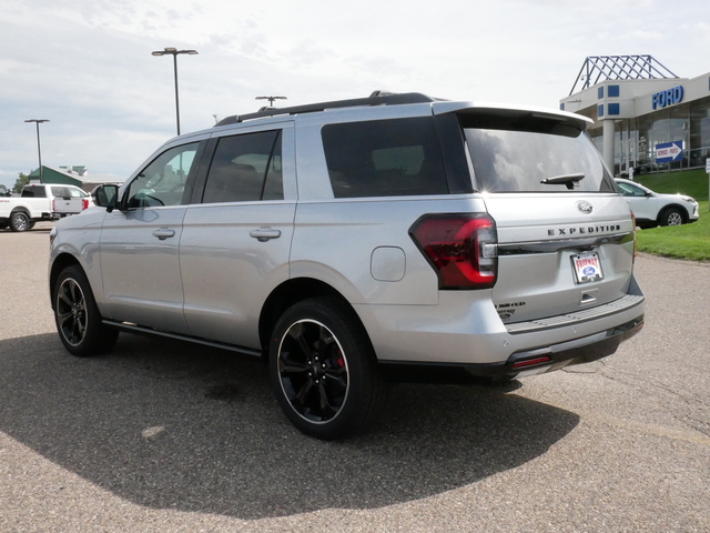 2024 Ford Expedition Limited w/ Stealth Performance Pack 3