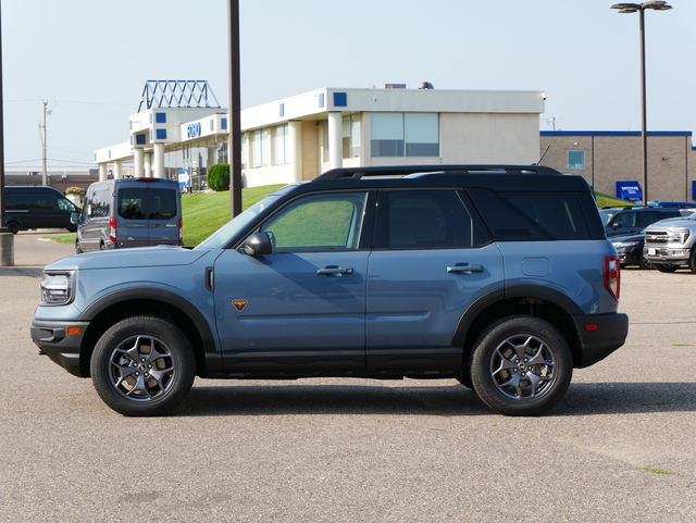 2024 Ford Bronco Sport Badlands w/ Moonroof 2