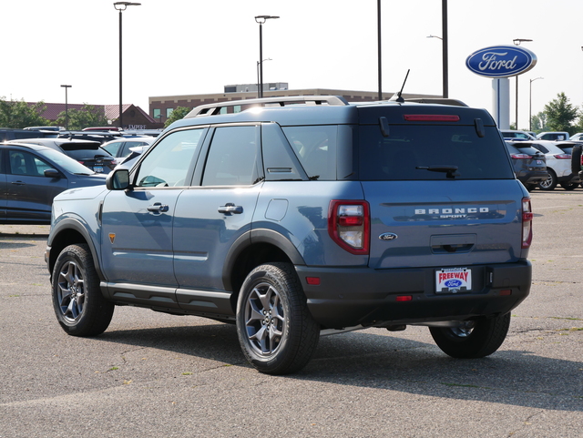 2024 Ford Bronco Sport Badlands w/ Moonroof 3