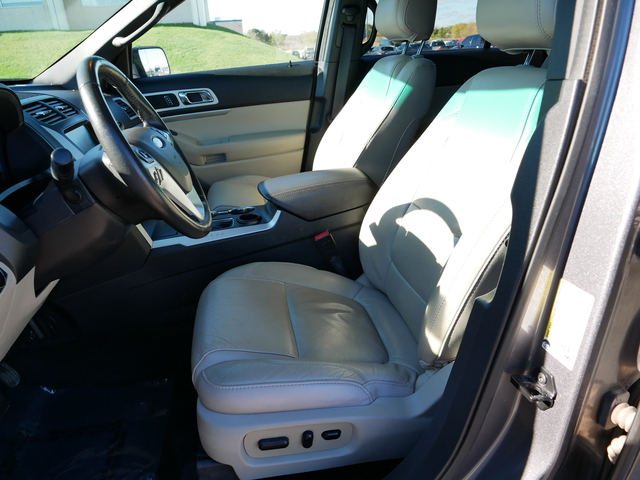 2014 Ford Explorer XLT 13