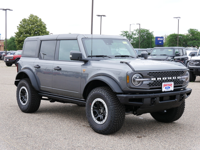 2024 Ford Bronco Badlands  7