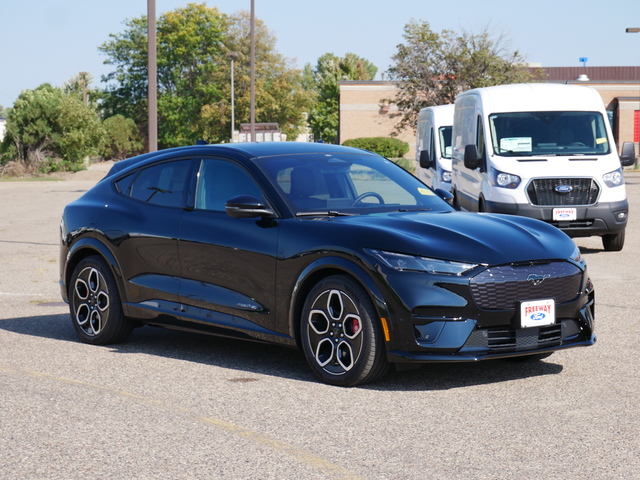 2024 Ford Mustang Mach-E GT w/ Panoramic Roof 7