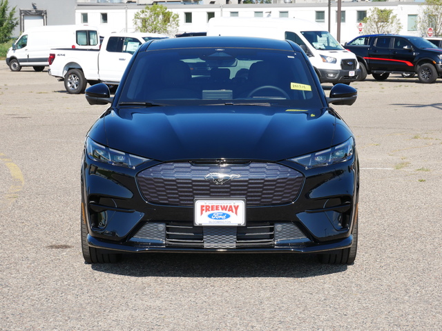 2024 Ford Mustang Mach-E GT w/ Panoramic Roof 8