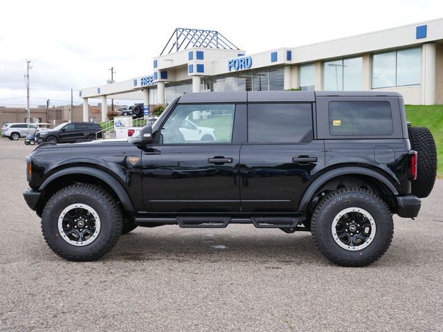 2024 Ford Bronco Badlands  2