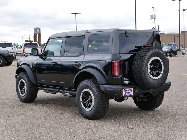 2024 Ford Bronco Badlands  3