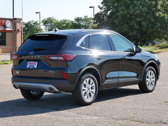 2024 Ford Escape Active w/ Pano Moonroof 5