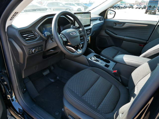 2024 Ford Escape Active w/ Pano Moonroof 12