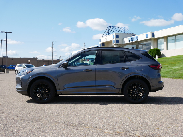 2024 Ford Escape ST-Line Elite w/ Pano Moonroof 2