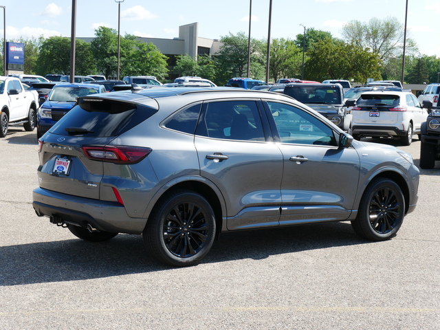 2024 Ford Escape ST-Line Elite w/ Pano Moonroof 5