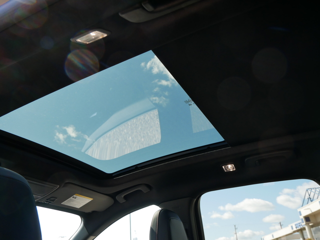 2024 Ford Escape ST-Line Elite w/ Pano Moonroof 18