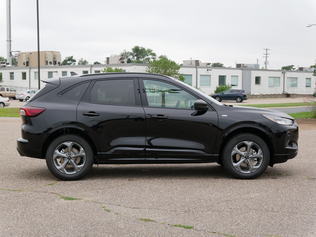 2024 Ford Escape ST-Line w/ Heated Seats & Wheel 6