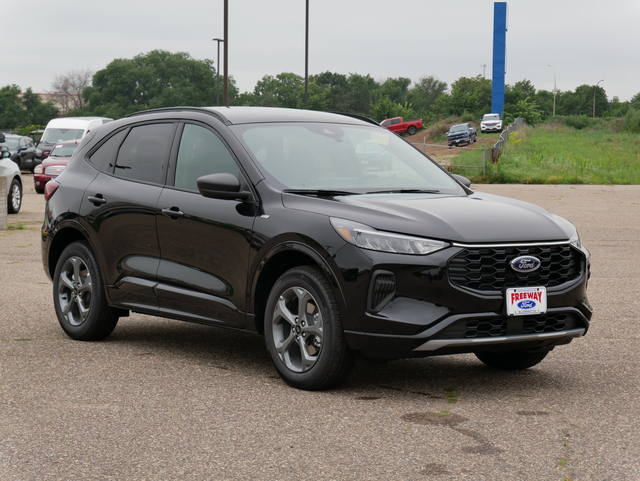 2024 Ford Escape ST-Line w/ Heated Seats & Wheel 7