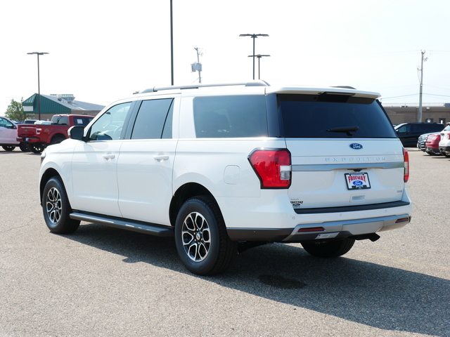 2024 Ford Expedition Max XLT w/ Pano Moonroof 3