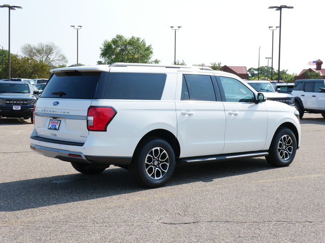 2024 Ford Expedition Max XLT w/ Pano Moonroof 5