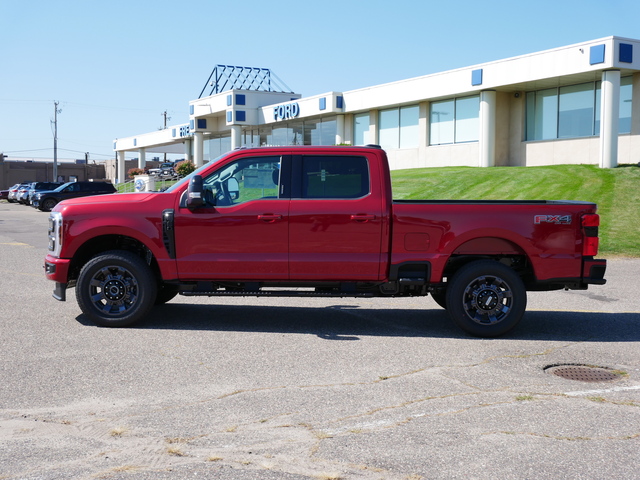 2024 Ford Super Duty F-350 SRW Lariat w/ Pano Moonroof 2