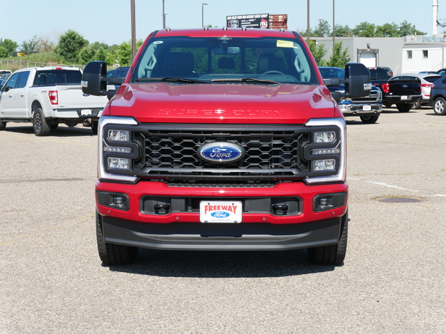 2024 Ford Super Duty F-350 SRW Lariat w/ Pano Moonroof 8