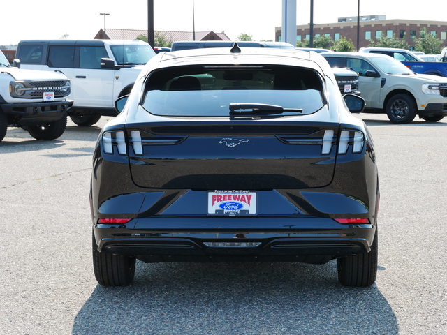 2024 Ford Mustang Mach-E Premium w/ Panoramic Roof 4