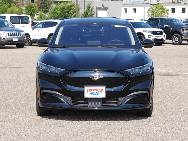 2024 Ford Mustang Mach-E Premium w/ Panoramic Roof 8