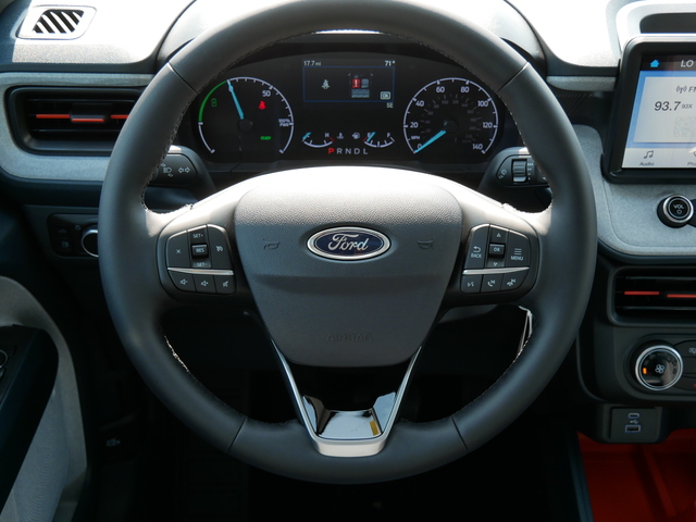 2024 Ford Maverick XLT w/ Moonroof 20