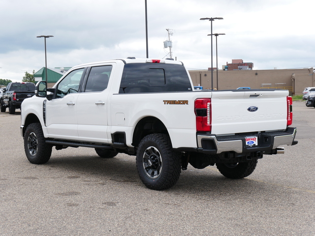 2024 Ford Super Duty F-250 SRW Lariat Tremor 3