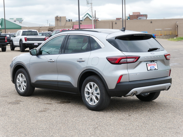 2024 Ford Escape Active w/ Pano Moonroof 3