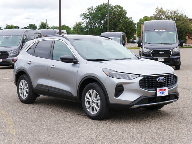 2024 Ford Escape Active w/ Pano Moonroof 7