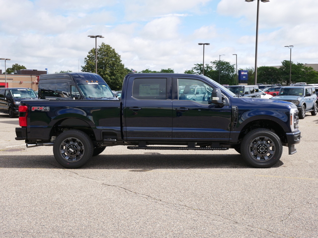 2024 Ford Super Duty F-350 SRW Lariat  6