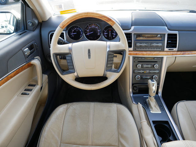 2011 Lincoln MKZ Base 17