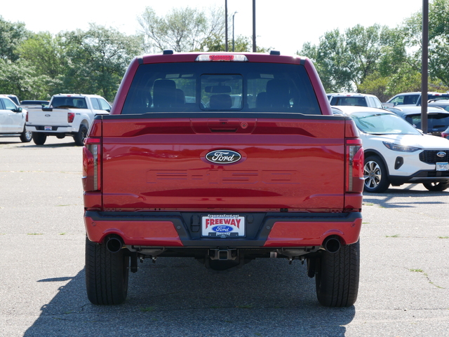 2024 Ford F-150 XLT w/ 20 Black Wheels 4