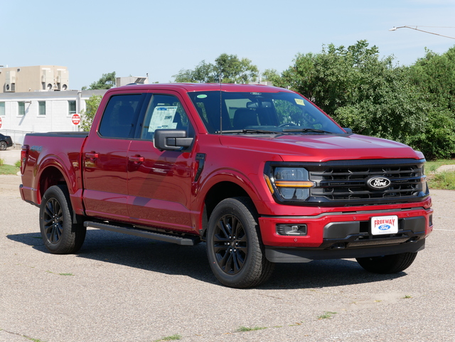 2024 Ford F-150 XLT w/ 20 Black Wheels 7