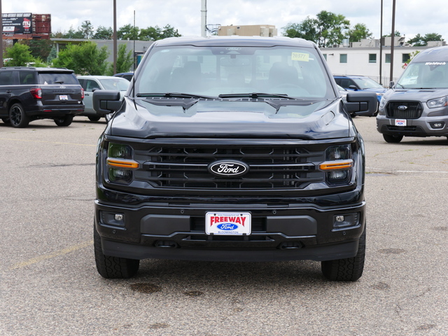 2024 Ford F-150 XLT w/ Nav 8