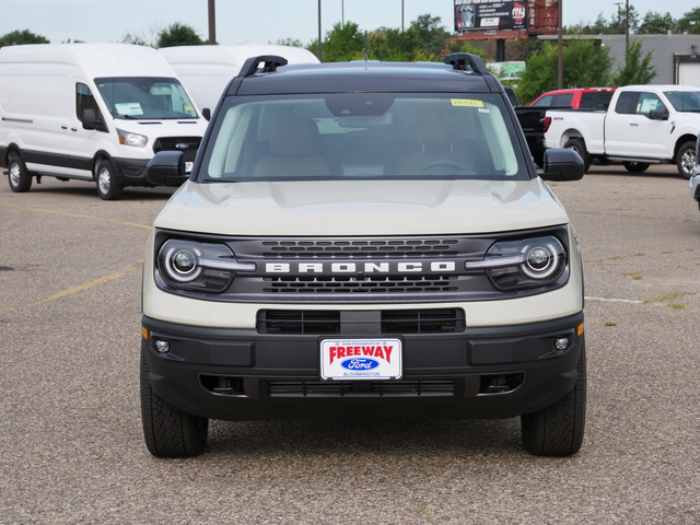 2024 Ford Bronco Sport Badlands w/ Moonroof 8