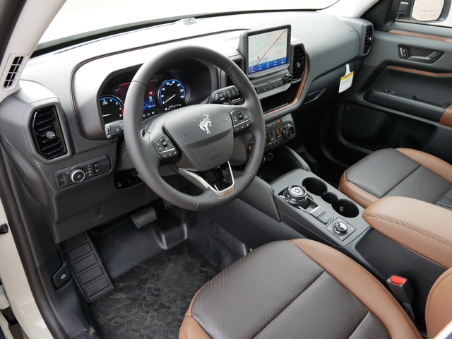 2024 Ford Bronco Sport Badlands w/ Moonroof 12